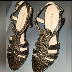 Pre-owned Anne Klein Snakeskin Patterned Sandals Sz.7